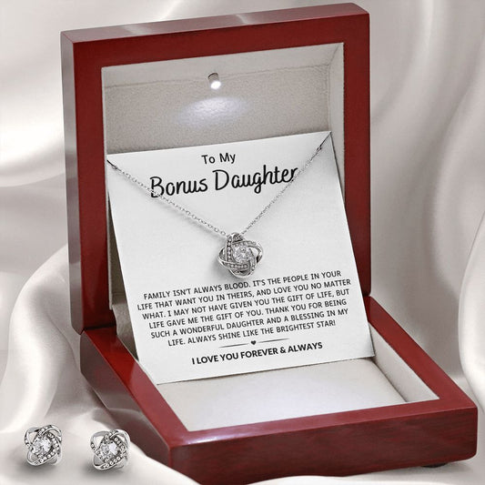 Bonus Daughter-Shine l Love Knot Earring & Necklace Set